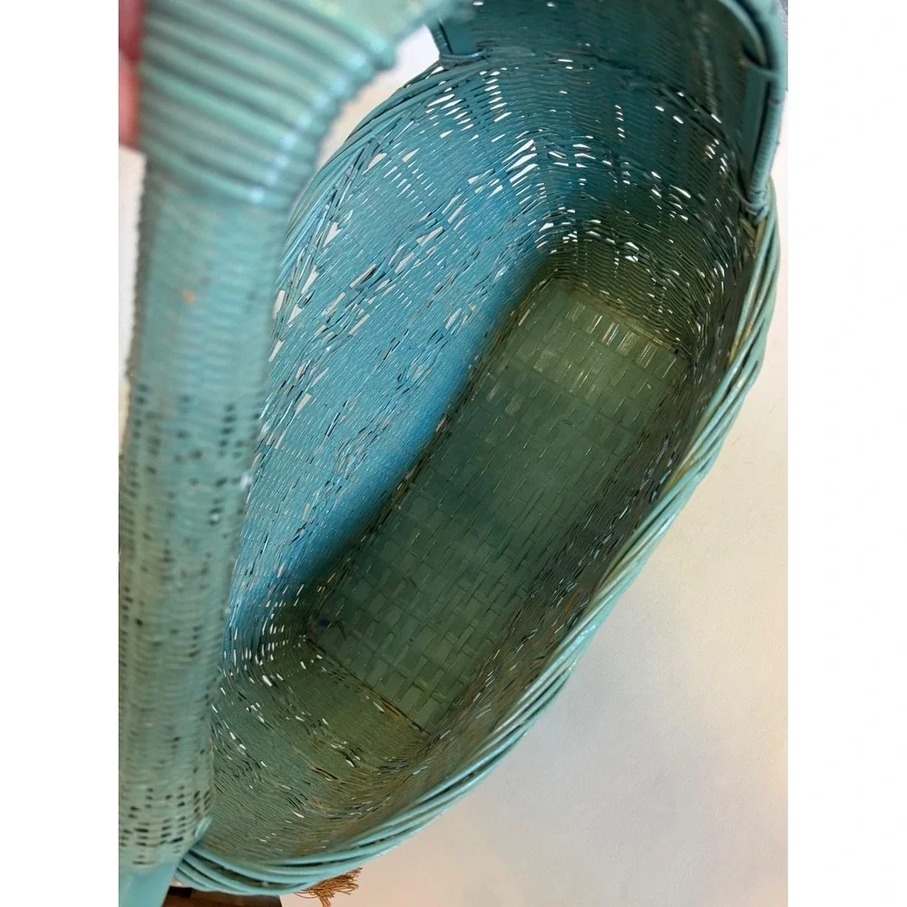 Vintage Swan Goose Oriental‎ Tassel Wicker Basket Sage Green Decor Cottagecore